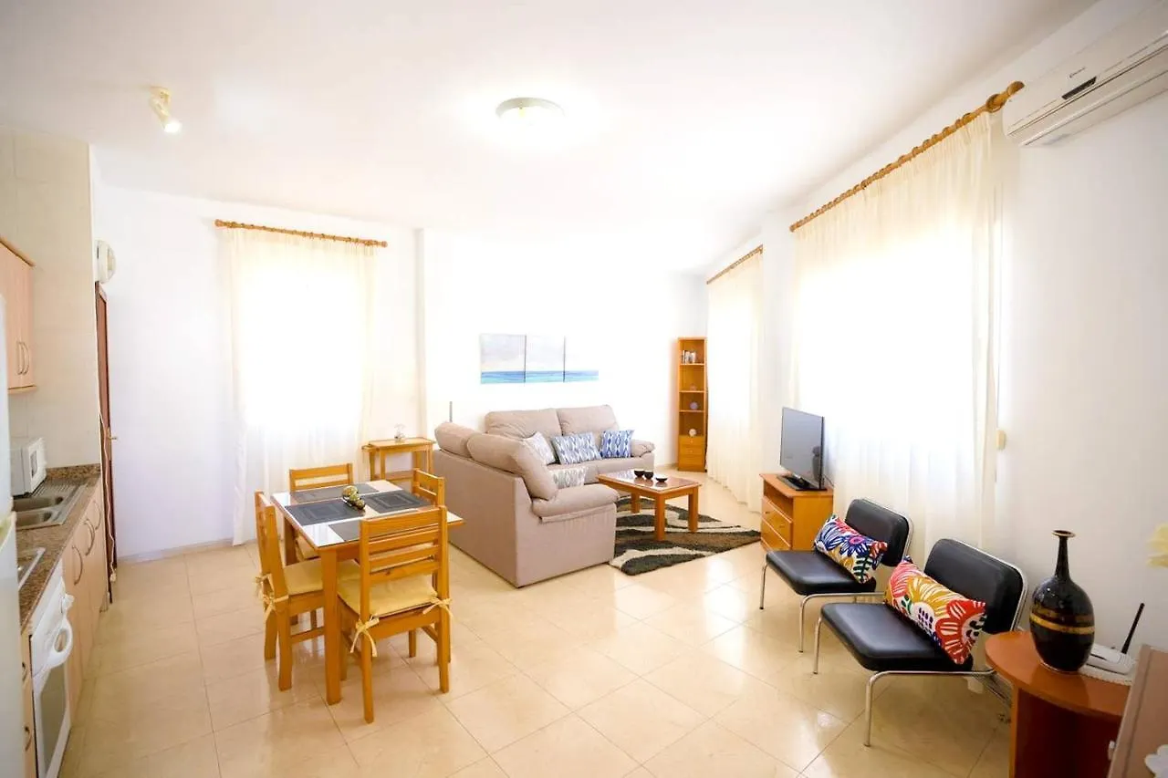 2 Bedrooms Appartement At Alcudia 100 M Away From The Beach With Furnished Terrace And Wifi 0*, Alcúdia